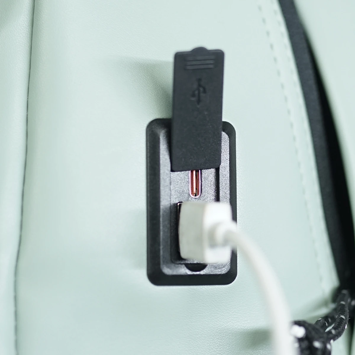 M1 70427 - LT. Chicory - Image 9